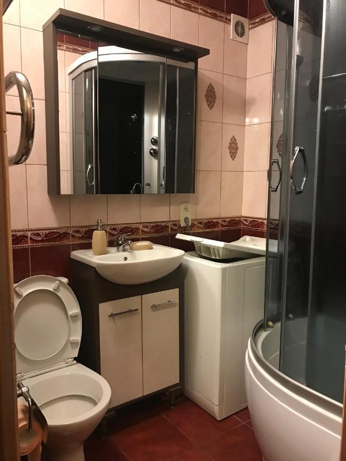 Затишна Однокімнатна Квартира 5 Хв Від Південного Вокзалу Charkov Buitenkant foto