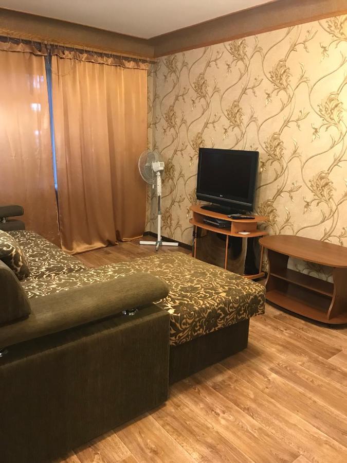 Затишна Однокімнатна Квартира 5 Хв Від Південного Вокзалу Charkov Buitenkant foto
